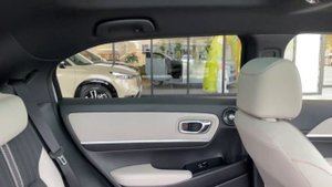 【新型 Honda VEZEL e:HEV PLaY】  プレミアムサンライトホワイト・パール & ブラック みてきたよ