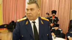 Это Верховный атаман Союза казачьих войск России и Зарубежья. История России идёт по кругу.