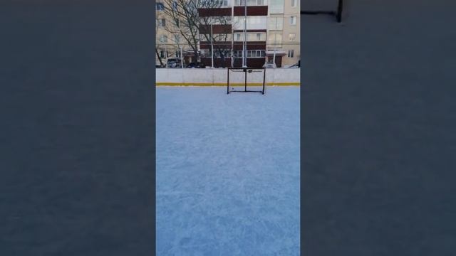 Как правильно щёлкать и броски в хоккее?!?