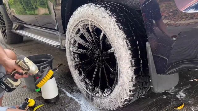 Tire black application смотреть онлайн