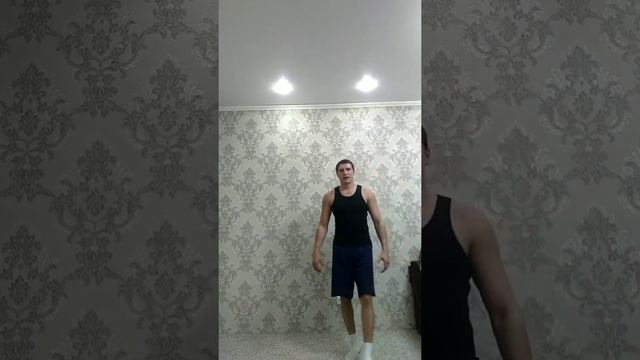 Как накачать бицепс? Упражнение на бицепс со штангой в домашних условиях. Брахиалис.