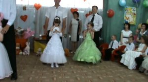 танец пап с дочками Malenkaya dochka - Igor Nikolaev