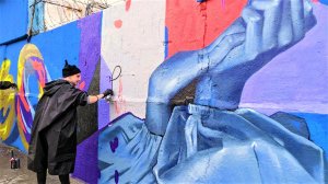 «Мóсты» теперь и в Сургуте: художники продолжают делать Югру ярче