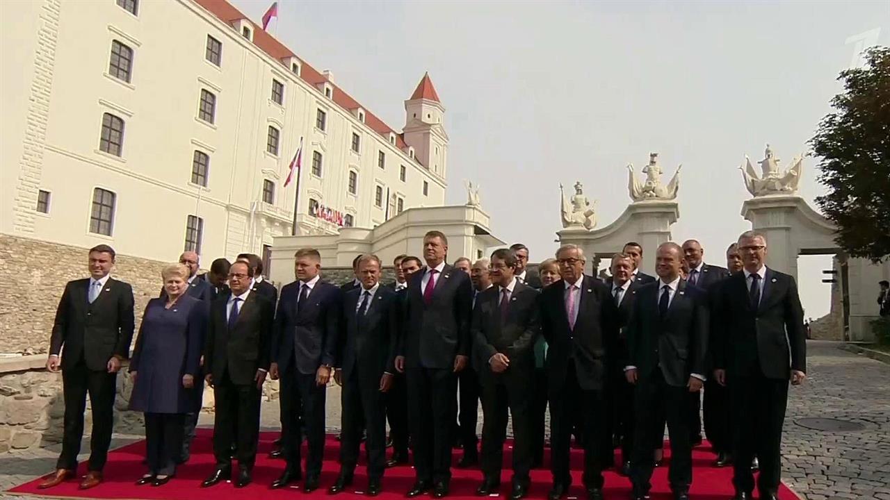 Премьер-министр Италии отказался выступать на прес...лаве из-за разногласий по миграционному вопросу