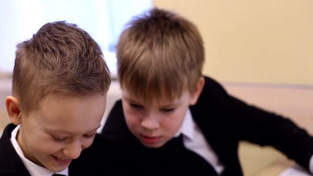 Последний звонок! смотреть онлайн