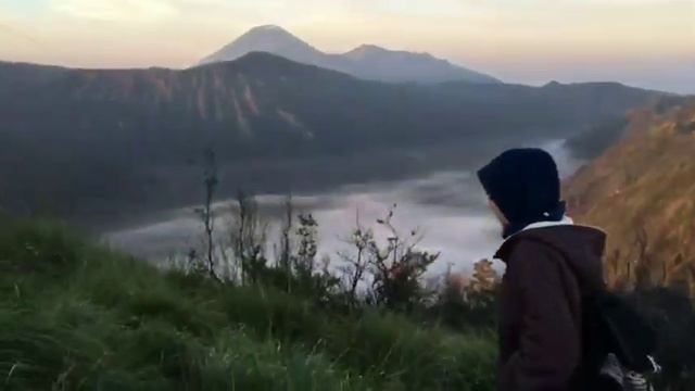 Eps. 04 | BROMO MOUNTAIN, East Java - Indonesia смотреть онлайн