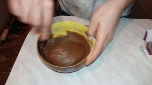 Шоколадный кекс дома за три минуты в микроволновке