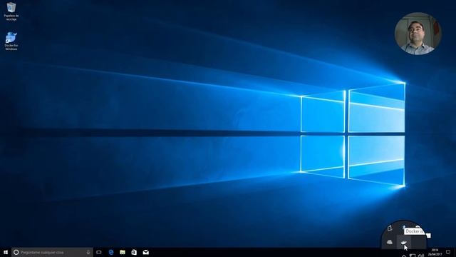 Como instalar Docker en Windows 10 Profesional y posteriores (HyperV) смотреть онлайн