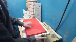 Угловая форма для гипсовой плитки . Угловой элемент