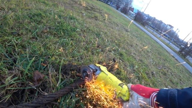 НЕОБЫЧНЫЕ МЕСТА ПОИСКА МЕТАЛЛА В ГОРОДЕ| ИЩУ ЖЕЛЕЗО #ЗАРАБОТОКНАПОИСКЕМЕТАЛЛА смотреть онлайн