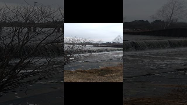 Водопад. Красота, созданная человеком.