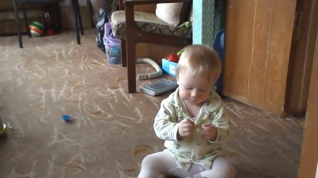 Юрик начал ходить смотреть онлайн