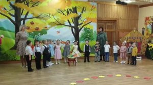 Песня "Листик желтый", сл. Е. Гомоновой, муз. Е. Трусовой | Осенний утренник в средней гр. дет. сад