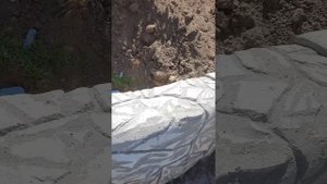 Артбетон. Оформляю клумбу в стилі артбетон. Декоративний водоспад-каскад в стилі артбетон.