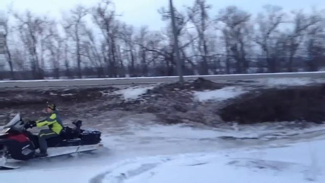 трюки на снегоходе смотреть онлайн