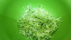 Оладьи из фарша, кабачков и картофеля