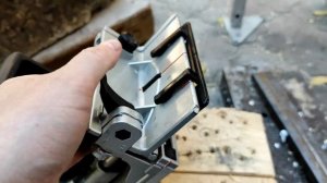 Аккумуляторный ламельный фрезер Makita DPJ 180 Z( Акомуляторный фрезер 18v Макита DPJ180 в работе)