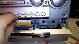 Mini hifi system Aiwa NSX - R10 after repair.