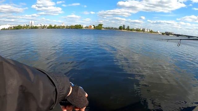 Ловля ОКУНЯ на Разнесенные Оснастки - ДРОП-ШОТ и ОТВОДНОЙ поводок.