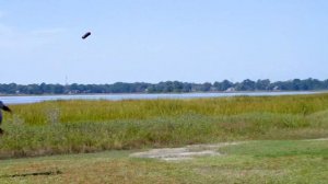 Waboba AIRLYFT // Hollow Flying Glider