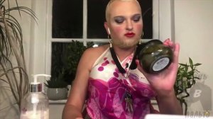 Шура Стоун учит алфавиту