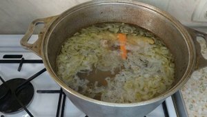 Шурпа в казане из говядины. Настоящий узбекский суп. Восстанавливает силы и насыщает!