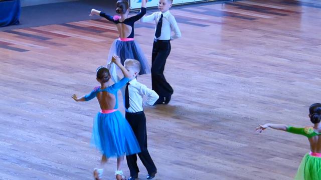 1 Команда смотреть онлайн