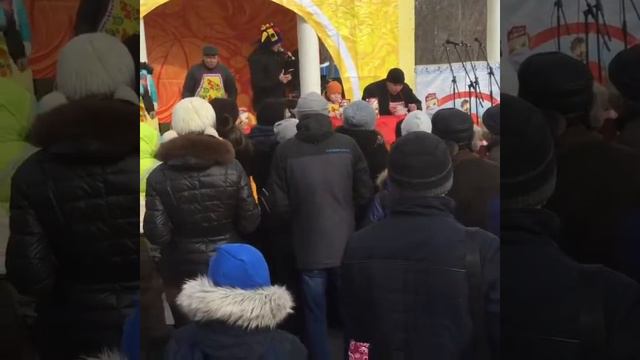 Скоростное поедание пельменей в парке «Дружба», Самара ч.2