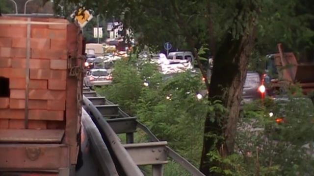 Пробка на автодороге М-27 (От города Сочи до Адлера) смотреть онлайн