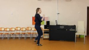 Музыкальная подвижная игра «Паравозик Букашка» (Кирьянова Е.А., муз.руководитель).mp4