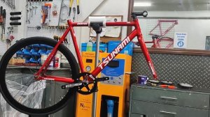 TSUNAMI SNM100 (Candy Red) Custom Fixie Build #jrspeed #docrobert #tsunamisnm100 #fixie #bike