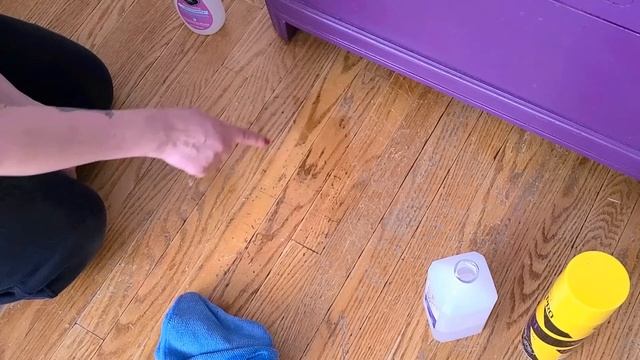 How To Remove Permanent Marker From Wood Floors (testing household hacks - which one really works?) смотреть онлайн