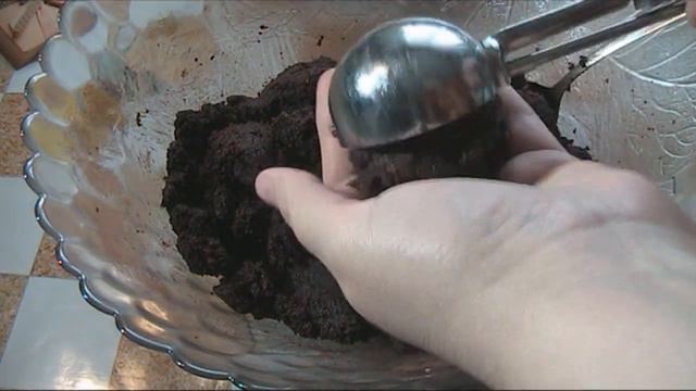 Кульки з солодких сухарів. Шарики из сладких сухарей. смотреть онлайн