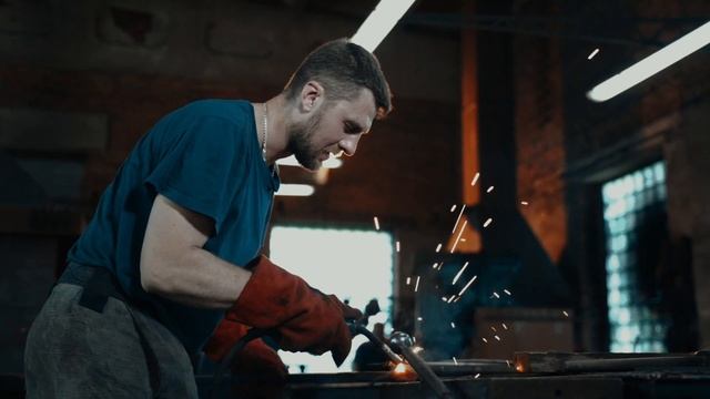 Производство лестниц фабрики Ясень. смотреть онлайн