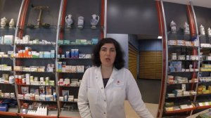 Укус пчелы, осы: первая помощь взрослому и ребёнку