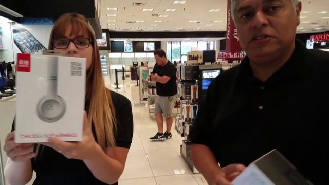 Perfumeland Megastore Orlando FL - Headphones em promoção. смотреть онлайн