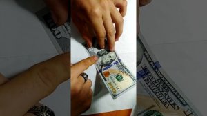 6 способов отличить банкноту наминалом 100 долларов от подленой