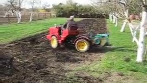 Вспашка безотвальным плугом