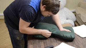 Нож VS Кевлар . Тест кевларового пакета от холодного оружия