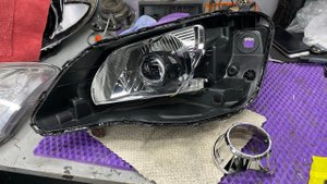 Решаем проблему плохого света фар SsangYong Actyon. Установка светодиодных Bi Led линз.