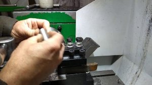 задний обратный резцедержатель для токарного станка иж своими руками