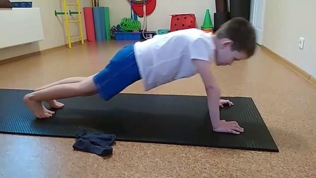 Занятие с инструктором ЛФК