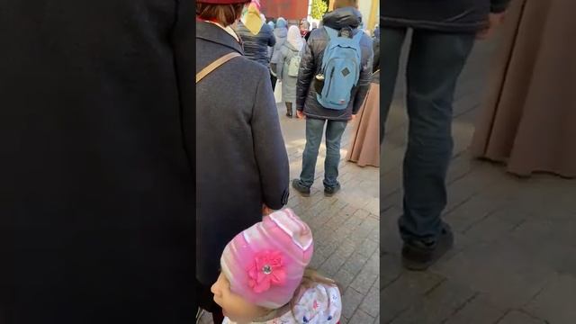В день памяти блаженной Матроны Московской Патриарх Кирилл совершил Литургию 2 мая 2023 года. смотреть онлайн