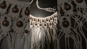 Колье в технике макраме.