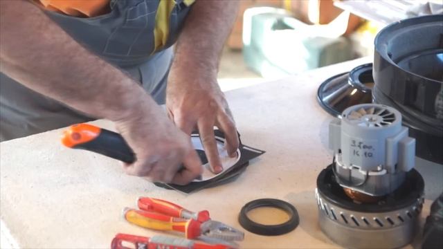 Как заменить мотор на пылесосе своими руками смотреть онлайн