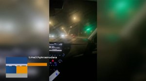 Мотоциклист не справился с управлением и влетел под фуру в Краснодаре