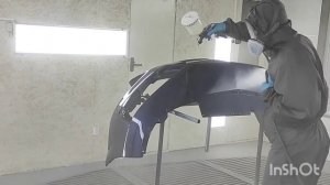 нанесение лака PPG D 880 на бампера со сложной формой,краскопульт IWATA WS 400 1.4
