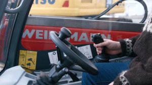 Компактный телескопический погрузчик Weidemann T4512 - опыт эксплуатации в Исландии - КИИТ