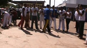 CAPOEIRA ROBERTAO RODA NA RODOVIARIA DO GAMA DF