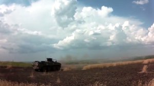 Российский БТР-82А победил в дуэли американский БТР M113